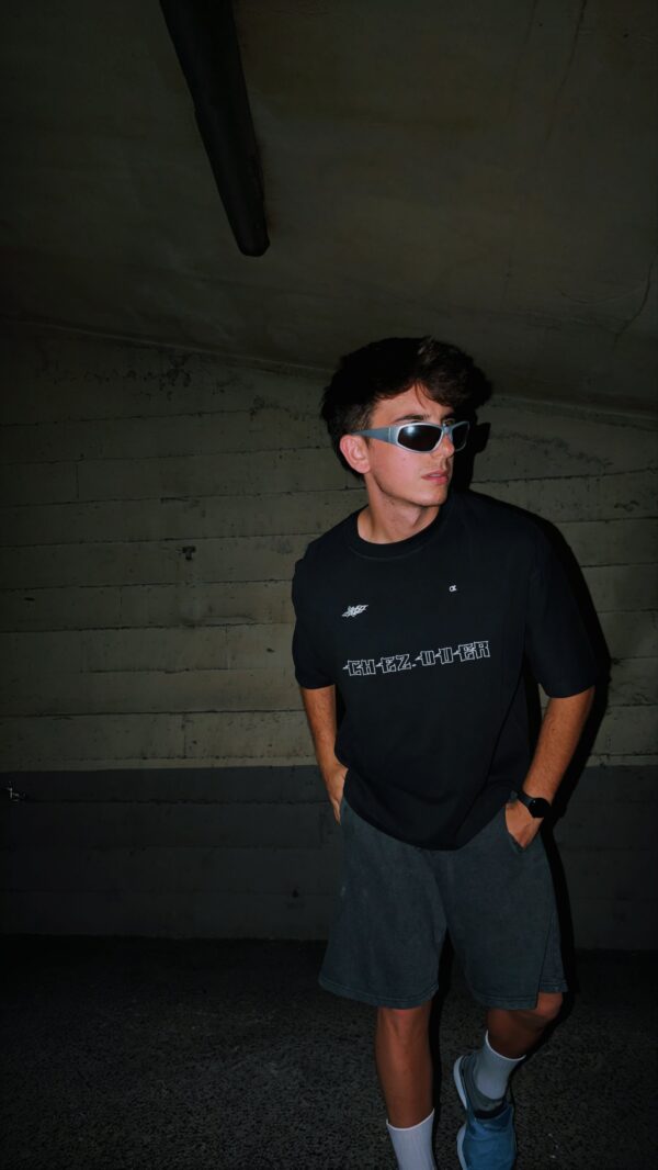Camiseta STAR ON FIRE - Black - Imagen 2
